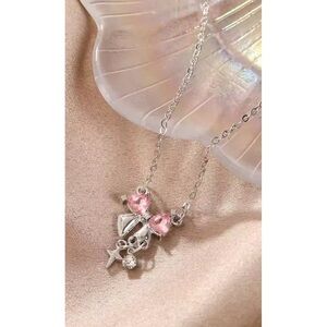 5/$15 🩷 MUST BUNDLE Silver-tone Pink Crystal Bow Pendant Necklace